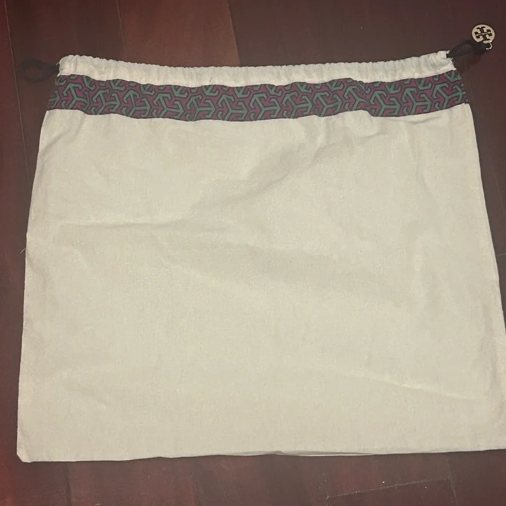 Tory Burch dustbag